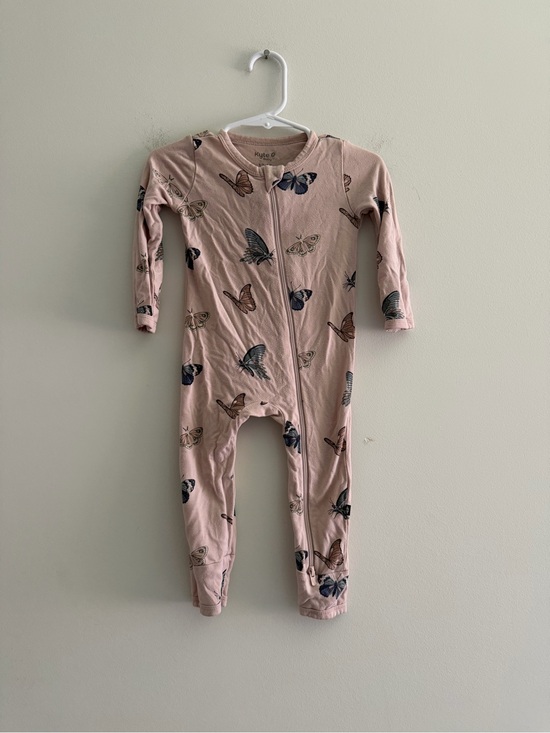 Kyte BABY Other - Kyte Baby Butterfly Bamboo Zipper Sleeper Pajamas 12-18M Pink Print Romper